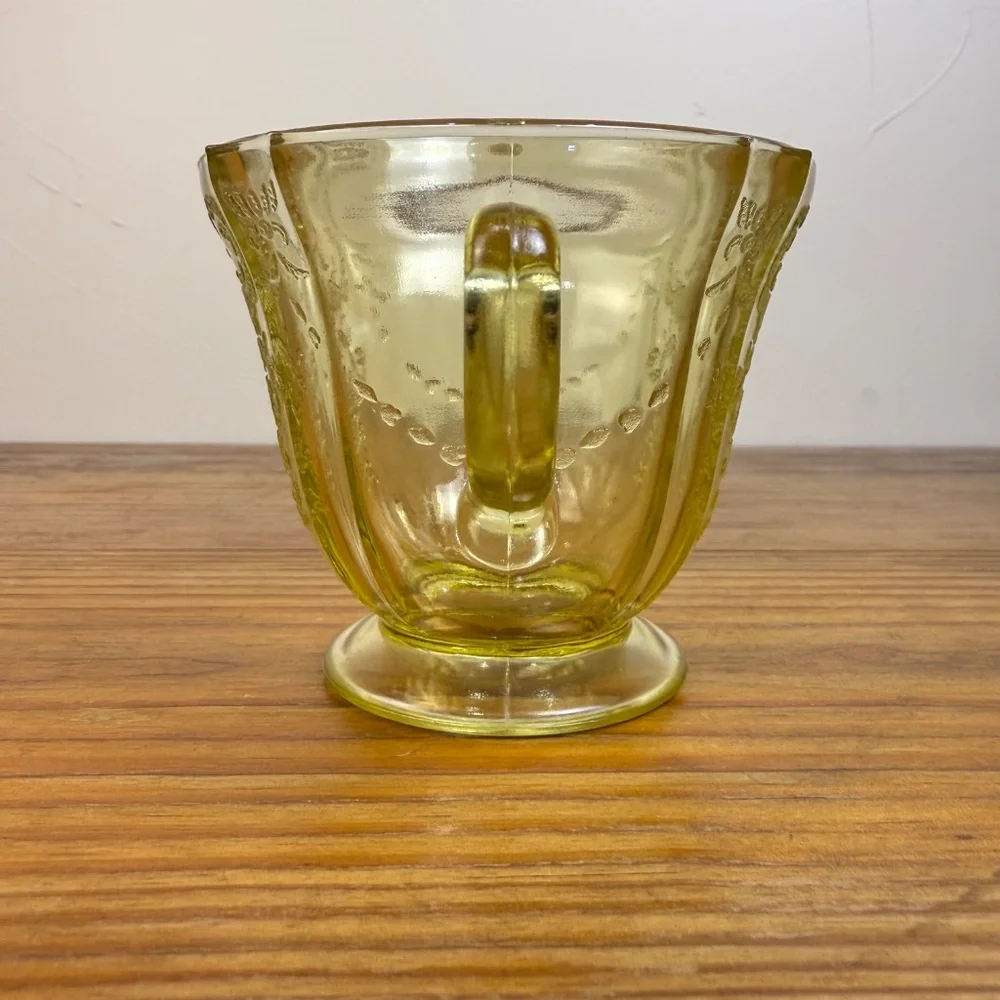 Vintage Federal Glass Patrician "Spoke" Creamer & Sugar Set |  Depression Glass - Picture 8 of 14